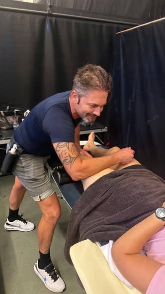 Sportmassage tijdens een activiteit